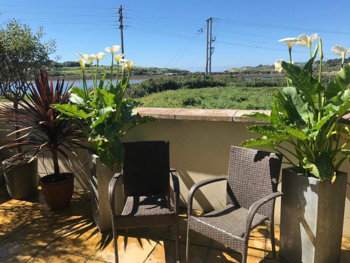Modern Apartment With Stunning Views, Close To Amenities And St Ives 헤일 외부 사진